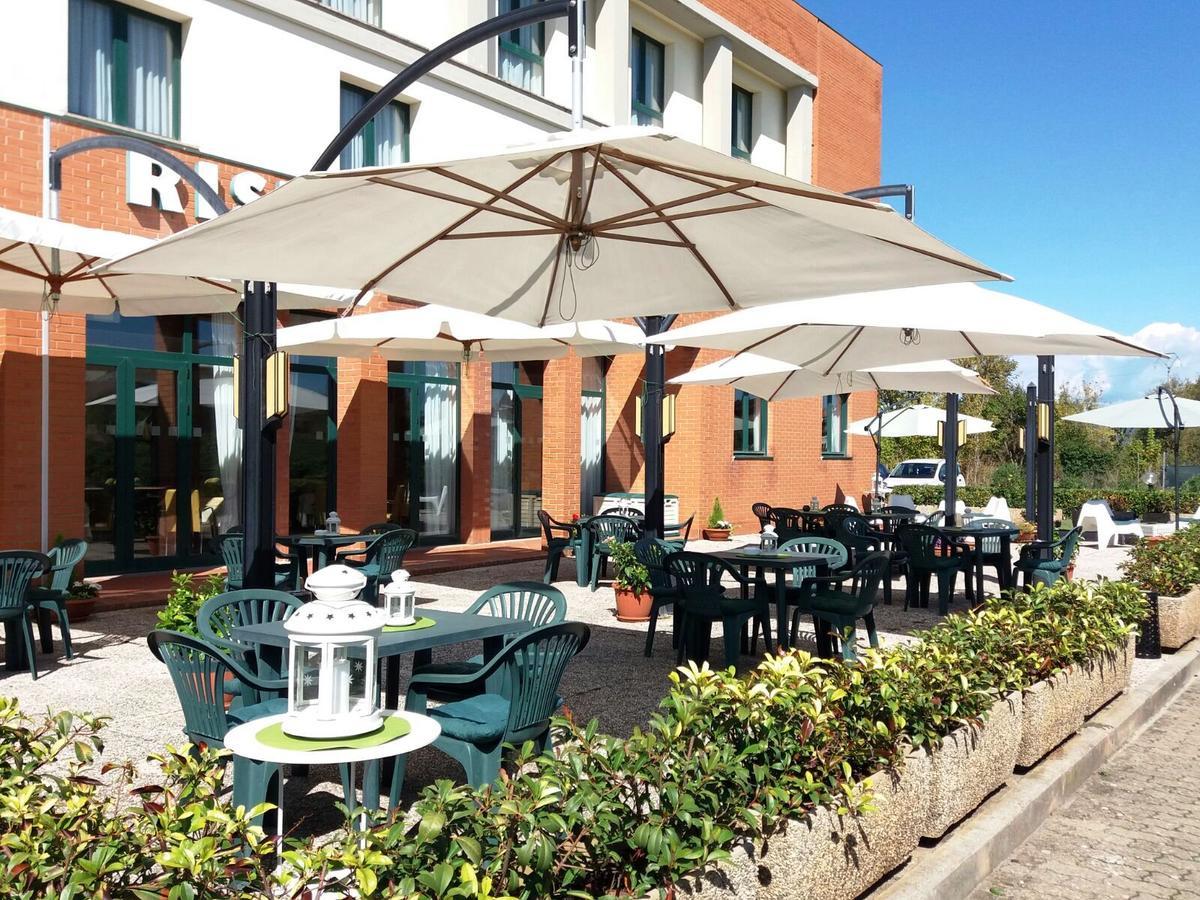 Meditur Hotel Pisa Migliarino Pisano Kültér fotó