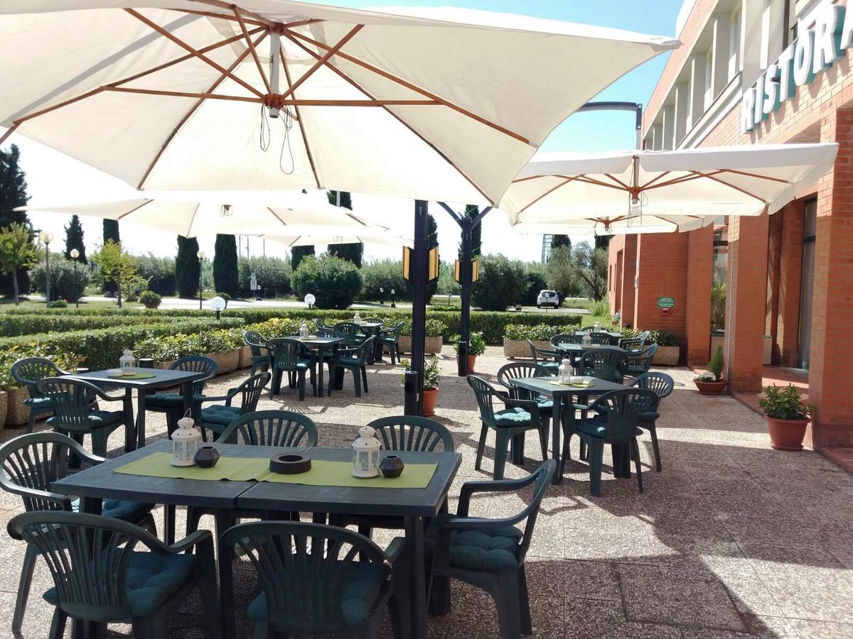 Meditur Hotel Pisa Migliarino Pisano Kültér fotó