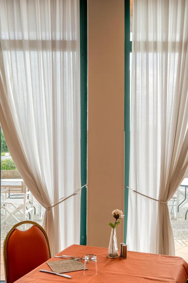 Meditur Hotel Pisa Migliarino Pisano Kültér fotó