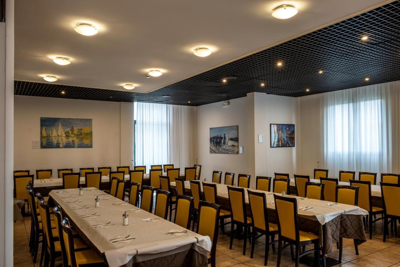 Meditur Hotel Pisa Migliarino Pisano Kültér fotó