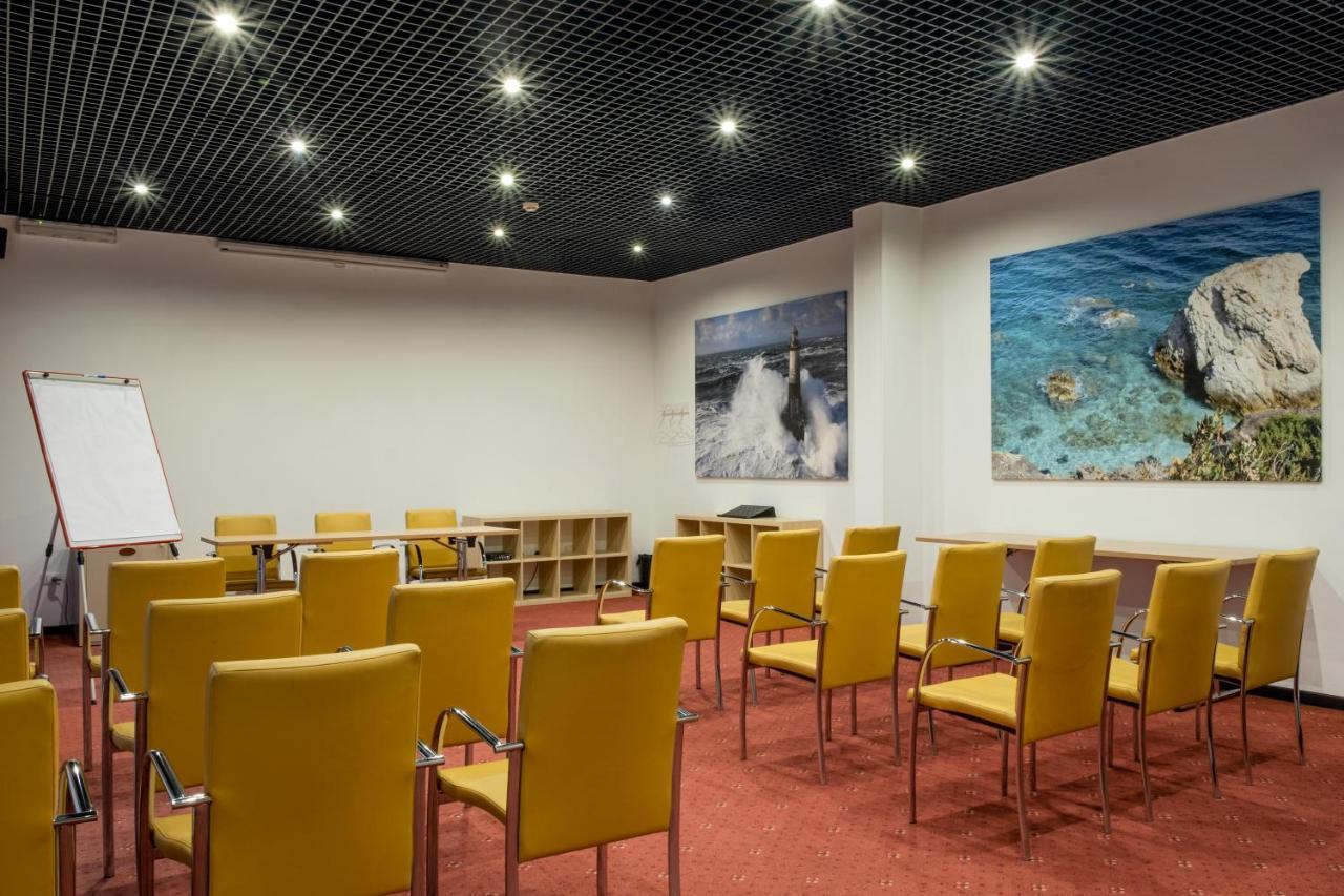 Meditur Hotel Pisa Migliarino Pisano Kültér fotó